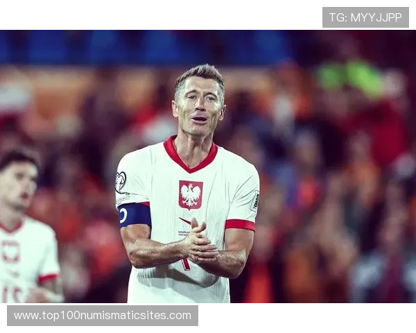 莱万代表波兰国家队百球里程碑达成